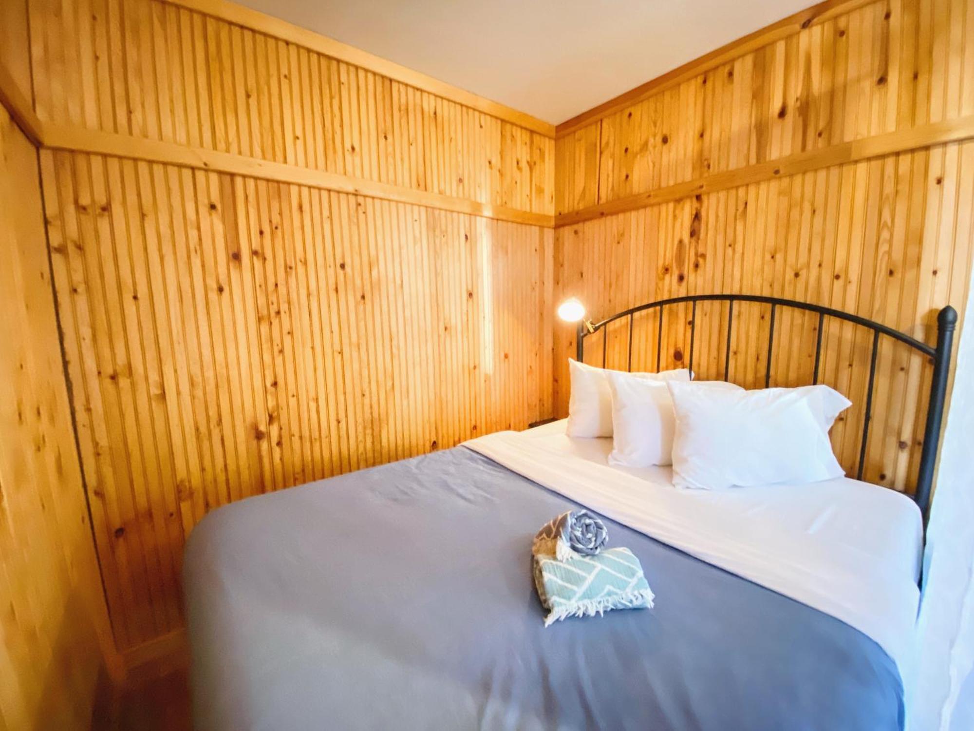 Flathead Lake Resort Woods Bay Zewnętrze zdjęcie